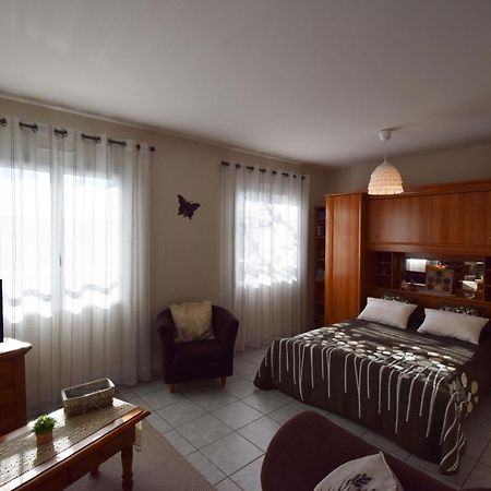 Gite Moncherie Colayrac-Saint-Cirq Esterno foto